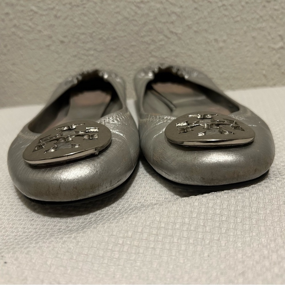 Tory Burch Silver Metallic Ballet Flats 7.5 - Picture 11 of 14